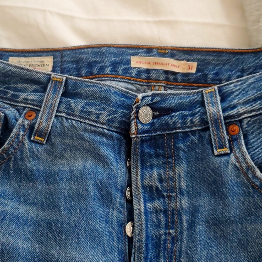 Levi's Premium Ribcage Straight Ankle 31